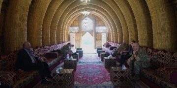 اجتماع بين برهم صالح ومستشار وزارة الدفاع البريطانية في “بيت القصب”