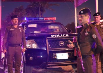 القبض على خمسة متهمين بجرائم قتل ومبتز فتيات على مواقع التواصل من قبل قوة أمنية