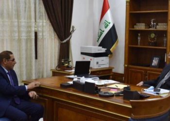 وزير المالية يستقبل رئيس مؤسسة السجناء السياسيين