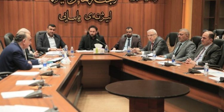 3 نقاط تعرقل حسم قانون المحكمة الاتحادية
