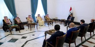 أعضاء المجلس التنسيقي العراقي السعودي يستقبلهم الكاظمي