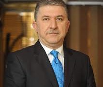 تشجيع من ديوان الرئاسة على تسهيل منح سمات الدخول لتنشيط السياحة والاستثمار