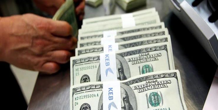 سعر الدولار يشهد ارتفاعاً بسيطاً في أسعار الصرف