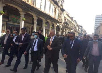 وقفة احتجاج واعتصام للتجار واصحاب المحلات والكسبة