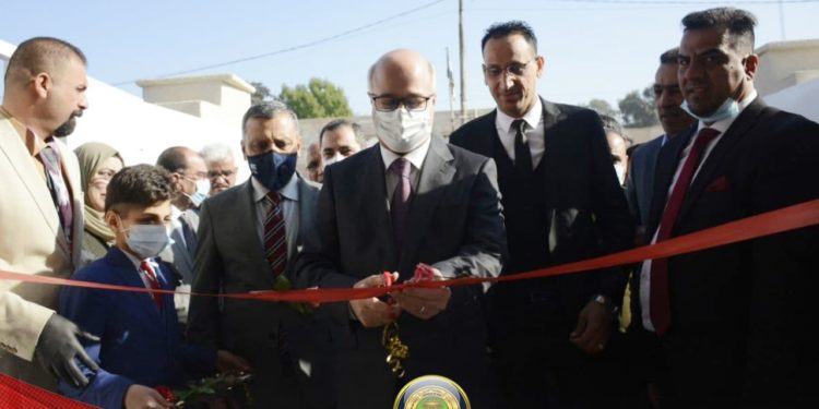 وزير التربية يفتتح مدرستيين جديدتين في بغداد