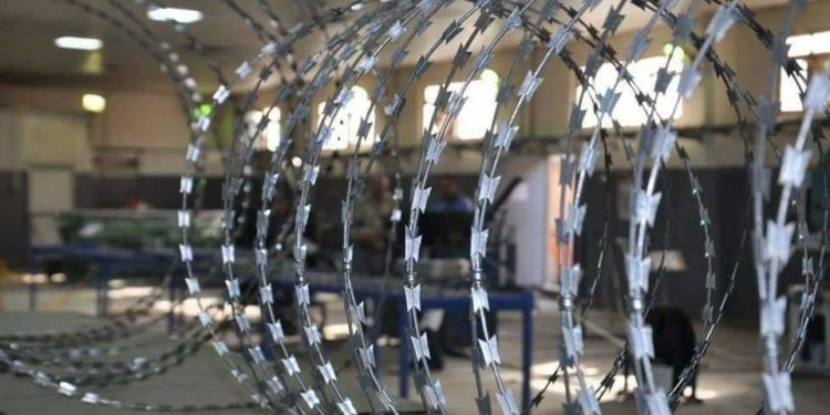 “الشركـة العامـة للصناعـات الهيدروليكيـة” تبـرم عقـداً لتجهيـز وزارة الدفـاع بالأسـلاك الشائكـة