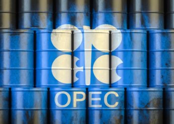 هبوط أسعار النفط بسبب تأجيل محادثات “أوبك”