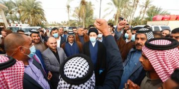 الحكيم يطالب بفتح ملفات الفساد وتخفيف اعباء صرف الدينار امام الدولار