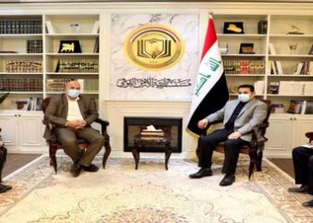 مستشار الأمن القومي يلتقي الملحق العسكري الإيراني في بغداد
