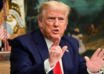 اعلن ترامب أنه من السابق لأوانه “الاستسلام” ويحث الجمهوريين على “القتال”