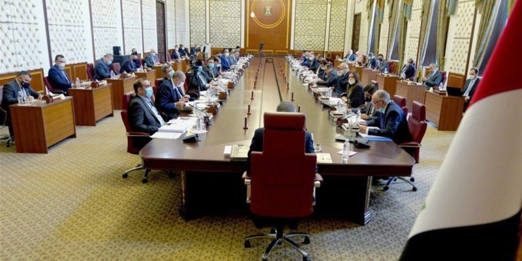 مجلس الوزراء يقرر استكمال التصويت على موازنة 2021 غداً الأحد