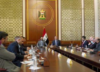 الكاظمي والحلبوسي يترأسان اجتماعا تفاوضياً مع وفد إقليم كردستان