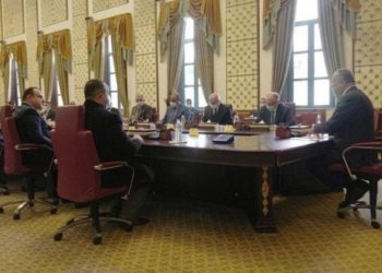 الكاظمي ” نحن الآن على مفترق طرق”  ولن نسمح للسلاح المنفلت بالتحرك .