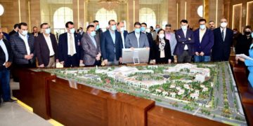 الوفد العراقي في مصر يطلع على تجربة ’العاصمة الإدارية’