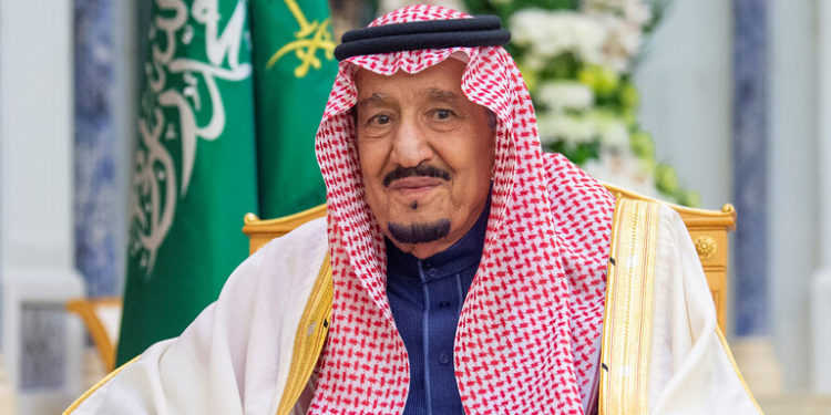 العاهل السعودي يكلف بتوجيه دعوة لقادة دول مجلس التعاون الخليجي لحضور القمة المقبلة