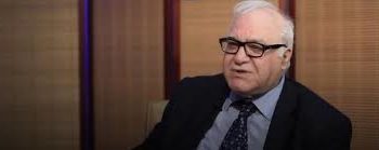 المستشار المالي يحدد أسباب ارتفاع سعر صرف الدولار في العراق