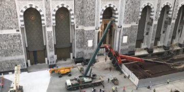 جزائية مكة تبرئ بن لادن من حادثة رافعة الحرم