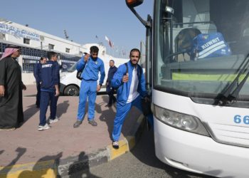 المنتخب الكويتي يتجه الى البصرة بالحافلات