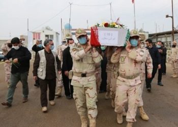 طهران تستعيد رفات 55 مواطنا قتلوا بالحرب الإيرانية العراقية