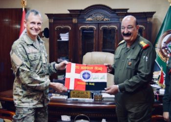 رئيس بعثة الناتو يلتقي معاون رئيس الأركان بشأن ” تدريب الجيش العراقي “