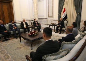 رئيس الجمهورية يلتقي وفد تحالف الأمل الكردستاني
