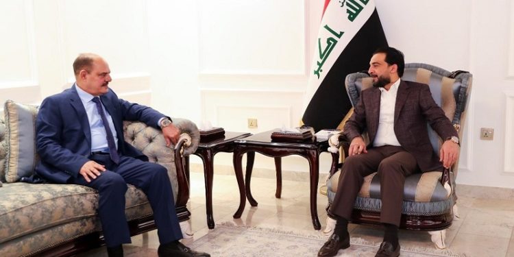 الحلبوسي يعد بتثبيت منحة الصحفيين بكامل مبلغها في موازنة 2021