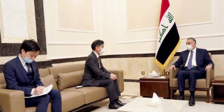 لقاء يجمع الكاظمي بالسفير الياباني في بغداد