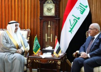 حوار موسّع بشأن المُنح الدراسية .. (السفير السعودي في ضيافة وزارة التعليم)