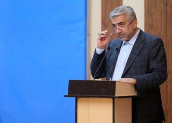 “طهران” نأمل بتطبيق الاتفاقات بين روحاني والكاظمي