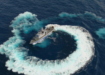 الجيش اللبناني … زورق إسرائيلي خرق المياه الإقليمية وألقى قنبلة صوتية