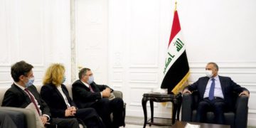 الكاظمي .. ماضون بتوفير بيئة مناسبة للعمل والاستثمار