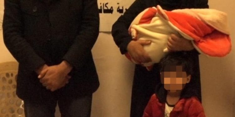 اعتقال رجل وامرأة حاولا بيع طفلهما في الكرادة