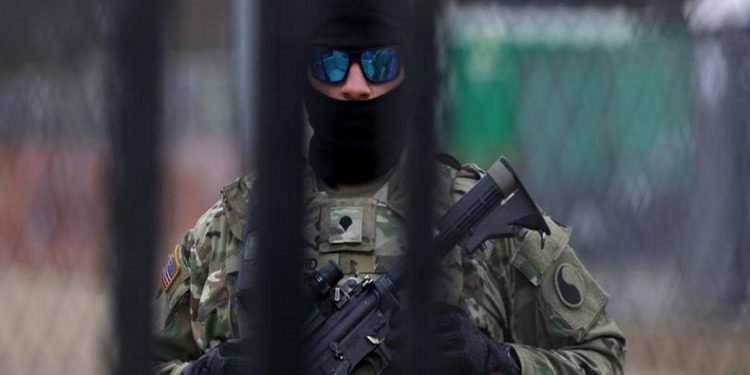 ( نتوقع هجوما داخلياً ) مسؤولو البنتاغون قلقون من يوم التنصيب..