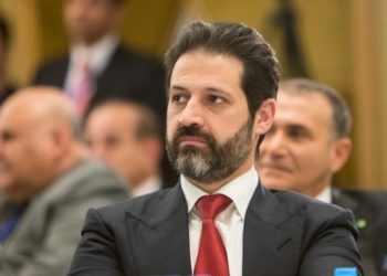 طالباني يدعو إلى “وضع الخلافات جانبا من أجل دحر الإرهاب”