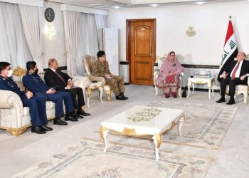 العراق وباكستان يبحثان ملف “السياحة الدينية “