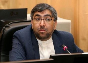 مسؤول برلماني إيراني ,, لا مكان للسعودية في الاتفاق النووي ولن ننسى دور فرنسا السلبي في مفاوضات 2015
