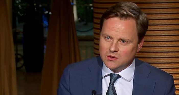 السفير البريطاني في بغداد (ضرورة المشاركة الفاعلة في اقتراع تشرين)