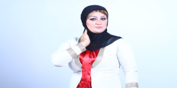 صحفية عراقية تطالب بالحماية بسبب تعرضها ” لتنمر ألكتروني”