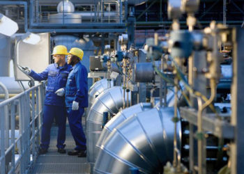 تقرير: عوامل ’محفزّة’ لتطوير الصناعة العراقية والاستغناء عن الاستيراد الأجنبي