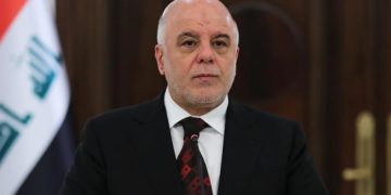 العبادي يهنئىء الجيش ويدعو إلى حماية الدولة , العراق يمر بـ ’خطر وجودي’