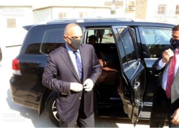 رئيس الوزراء الأردني يصل بغداد لعقد مباحثات مع المسؤولين العراقيين