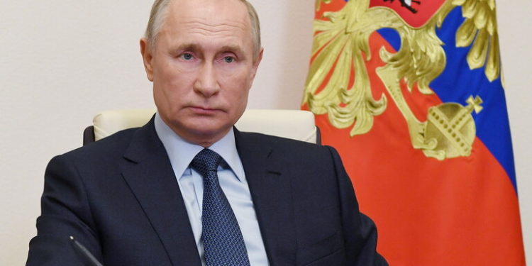 بوتين.. تعامل معتنقي الإسلام بعناية مع الآثار المسيحية يستحق الاحترام