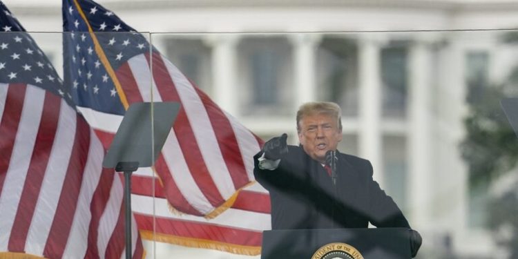 CBS… ترامب يرفض تحمل أي مسؤولية عن اقتحام الكابيتول ولم يتواصل مع بينس منذ الحادثة