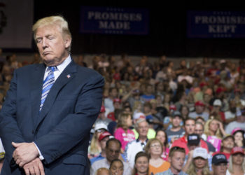 ما الذي سيخسره ترامب إذا نجحت محاولة عزله؟