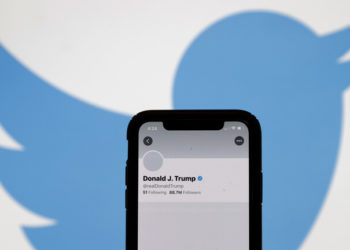 وزير فرنسي يتضامن مع ترامب ضد تويتر