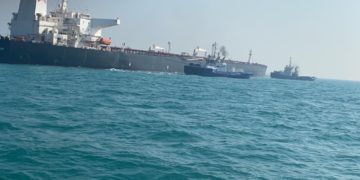 صور: القوة البحرية العراقية ’تحرز تقدماً’ في مسرح ناقلة النفط الملغومة