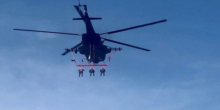 “صقور الجو” تجوب سماء بغداد احتفالاً بـ”المئوية”