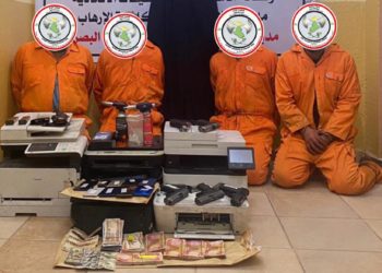 القبض على عصابة مختصة بتزوير العملة