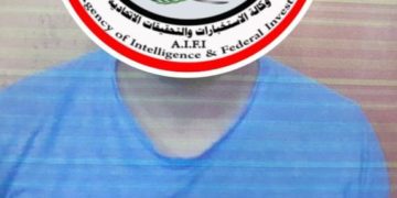 عمل في ’كتيبة القناصين’.. الإطاحة بمطلوب متخفياً في أحد مخيمات النازحين