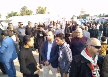 وزير الداخلية يلتقي بممثلي ساحات التظاهر في واسط